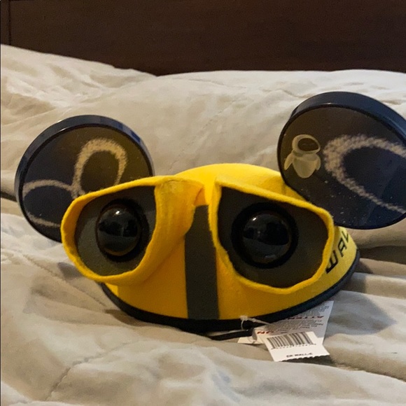 Disney Wall E Hat | Poshmark